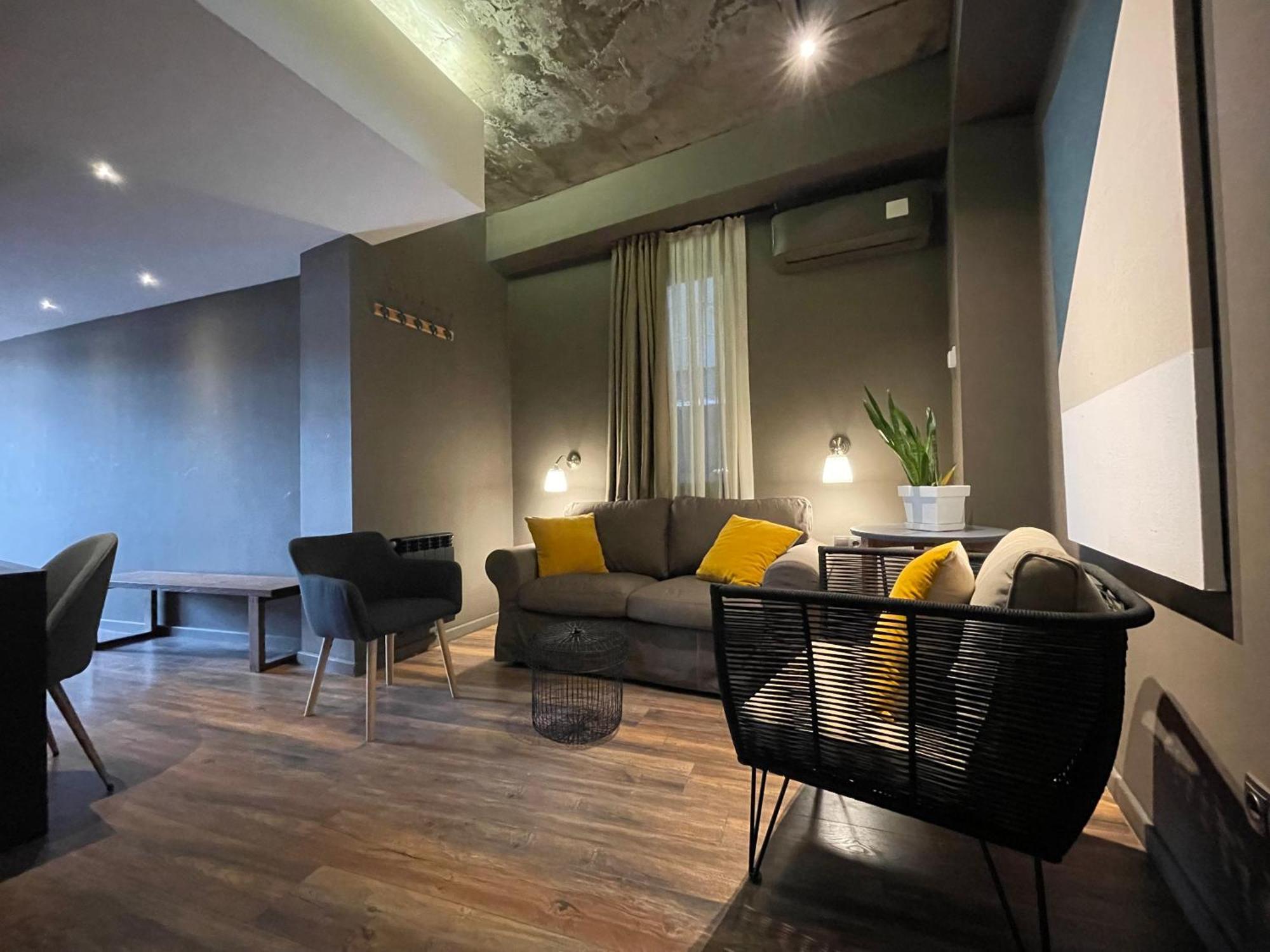 Moma, Contemporary Design At Old Tbilisi. Perfect Location Apartment Exterior photo